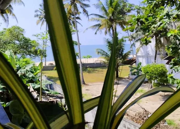 Marari Sibiya Beach Villa