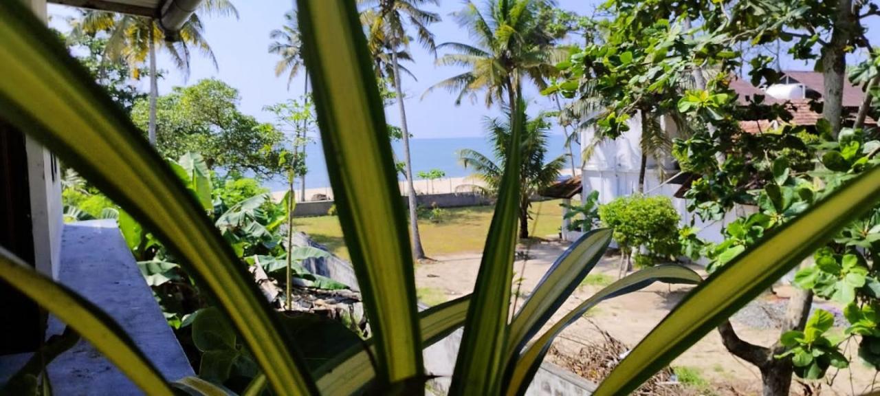 Marari Sibiya Beach