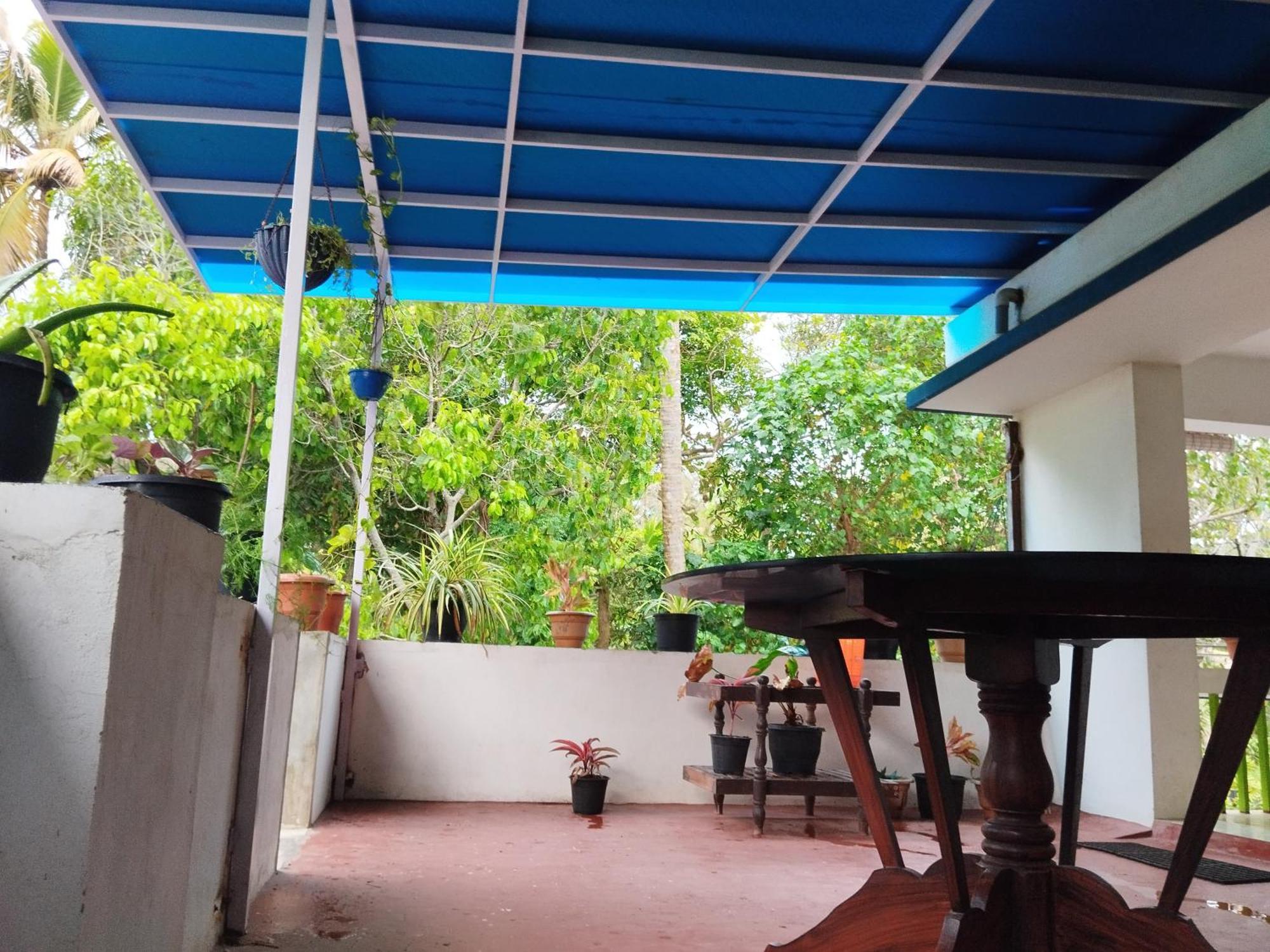 Marari Sibiya Beach Homestay *