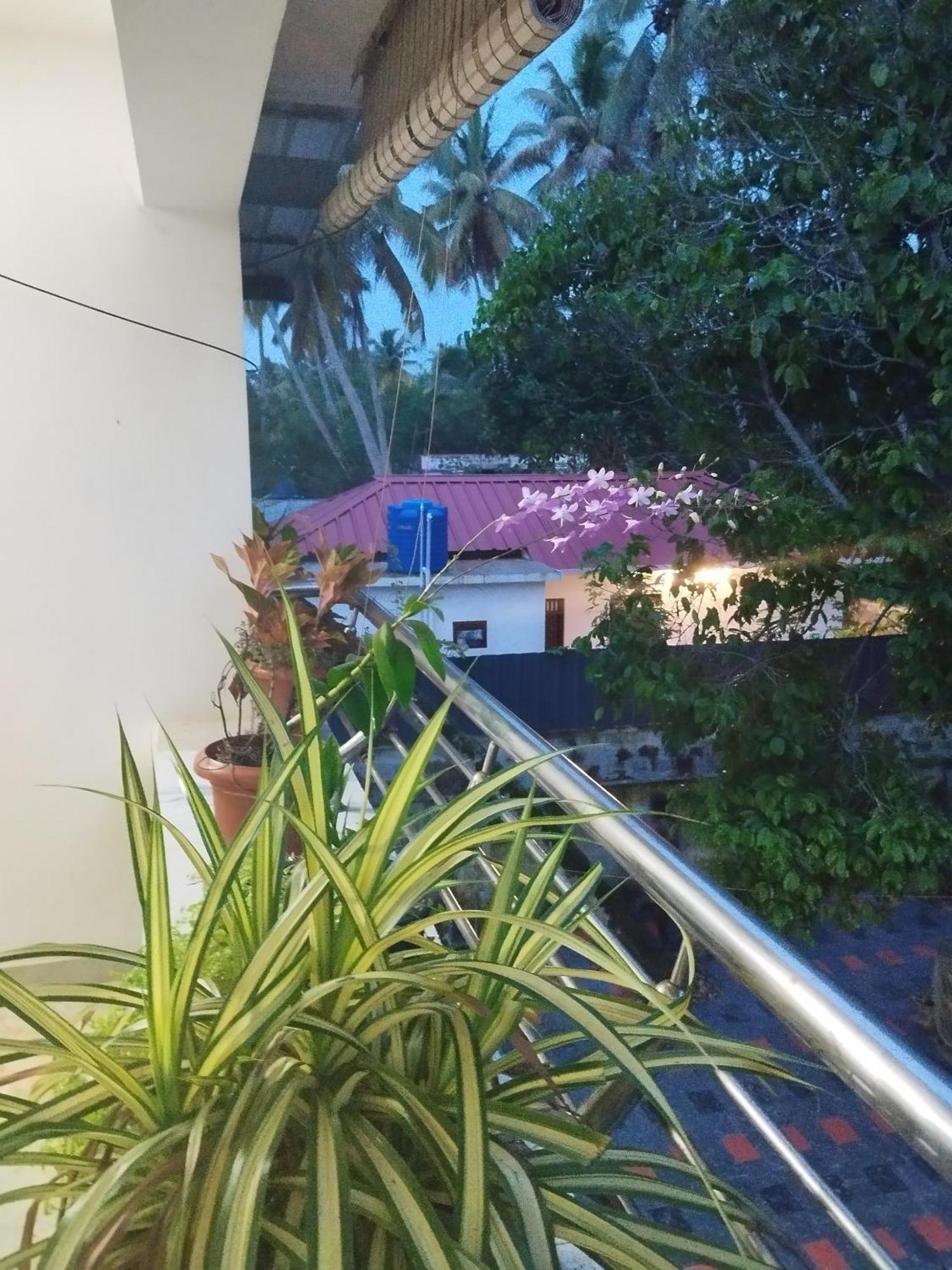 Marari Sibiya Beach Homestay *